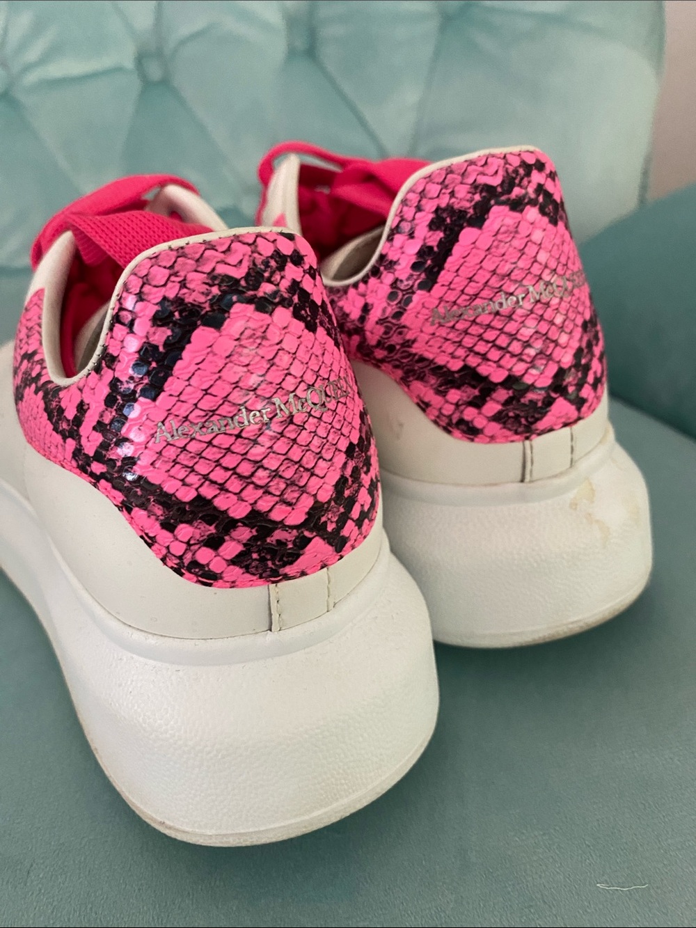 Alexander McQueen White Sneakers with Hot Pink Laces & Pink Snake-Print Heel - Picture 2 of 6